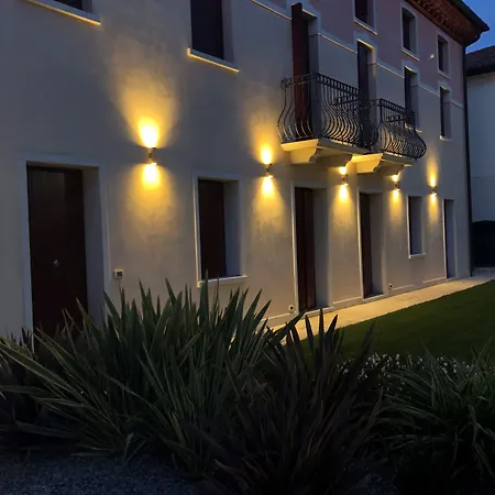 Giotto Luxury & شقة فندقية ميستر