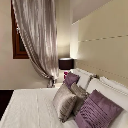 Giotto Luxury & Lägenhetshotell 4*